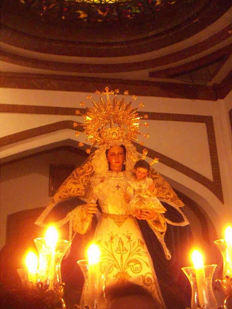 Dulce Nombre en el zagu�n del Colegio de San Juan de la Salle